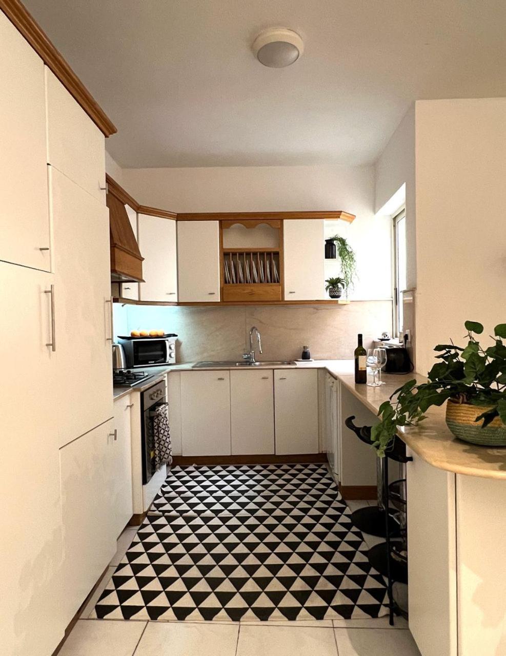 Top Location Sliema Stylish Rooms Bagian luar foto
